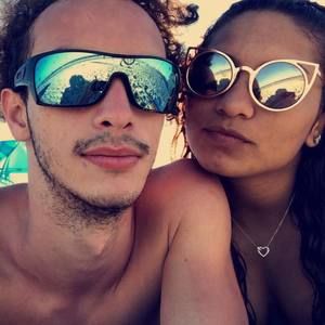 Meet your Posher, Johnourdes